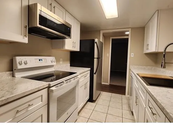 9725 E Harvard Ave APT X371, Denver, CO 80231