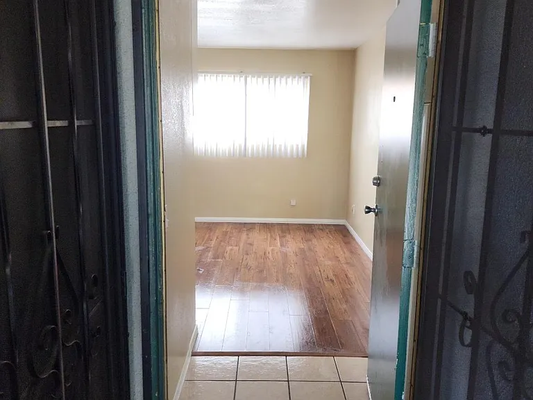 139 S Avenue 52 #6 — Photo 6