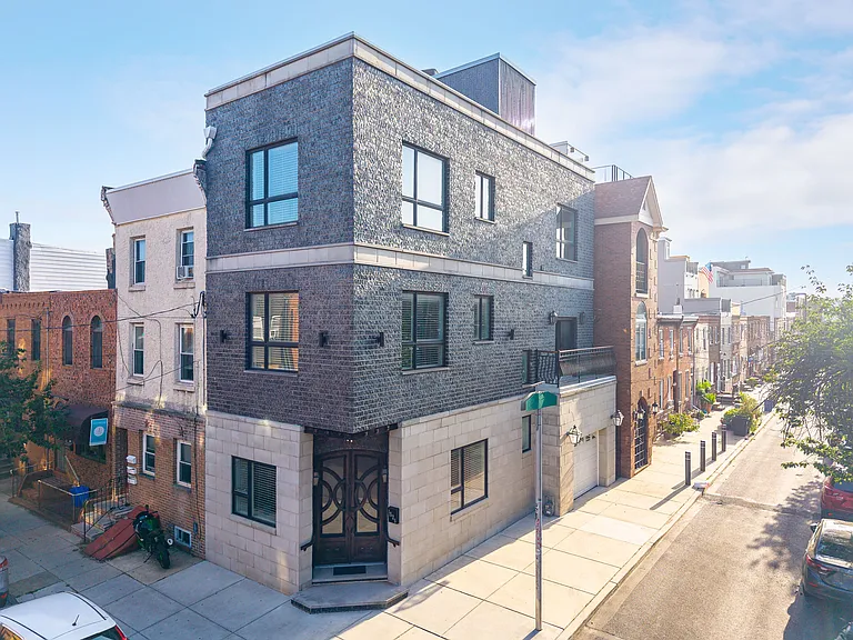 1526 S 10th St — Photo 33