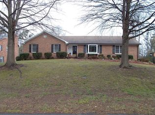 1705 Briar Lake Rd, Winston Salem, NC 27103