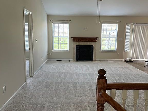 4th image of 605 Grayhawk Cir