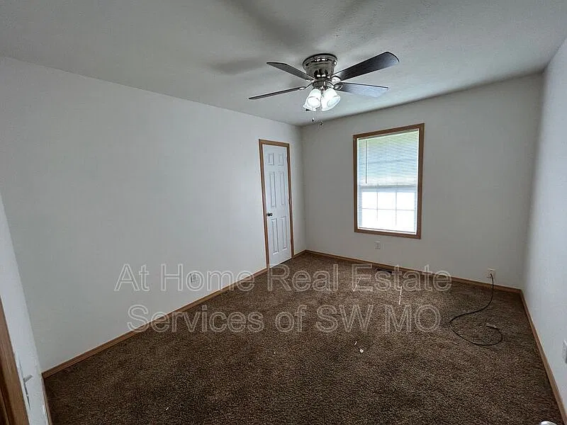 2 bed, 2.0 bath, 1111 sqft, $1,195 — Photo 4