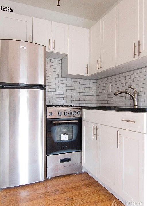 2nd image of 210 Hancock St APT 10
