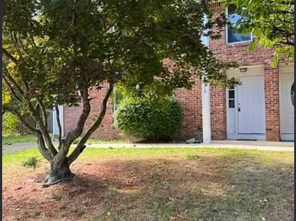 39 Mizzen Dr, Barnegat, NJ 08005