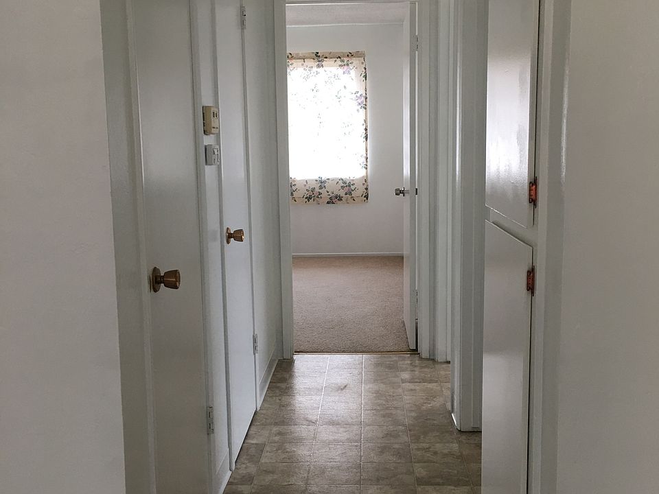 2nd image of 4609 Palm Ave