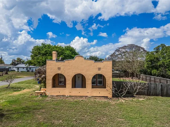 311 W Pearce Ave, Eagle Lake, FL 33839