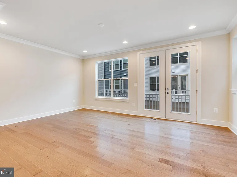 14813 Retreat Blvd — Photo 23