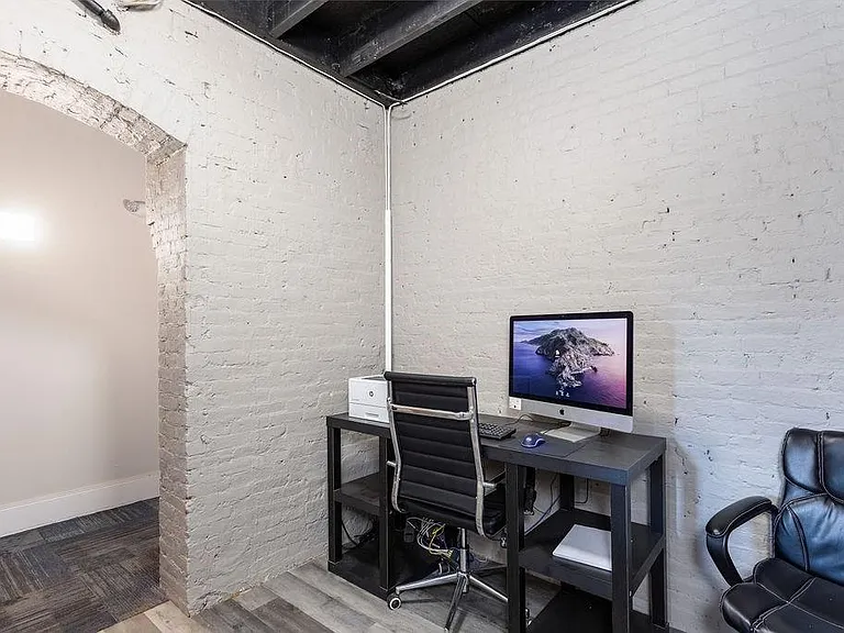 Walker Lofts — Photo 11