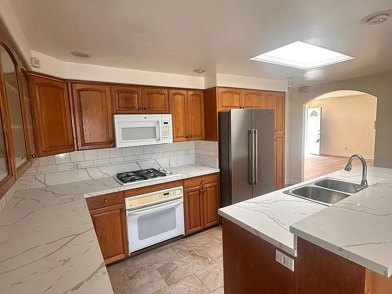 6328 Cleo Street — Photo 19