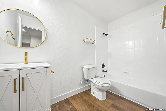 7664 Oak Chase — Photo 13