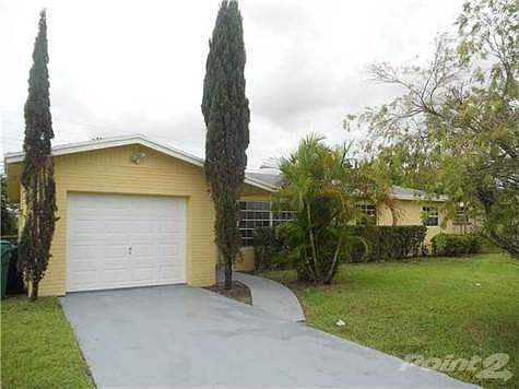 2nd image of 140 NE 209th Ter