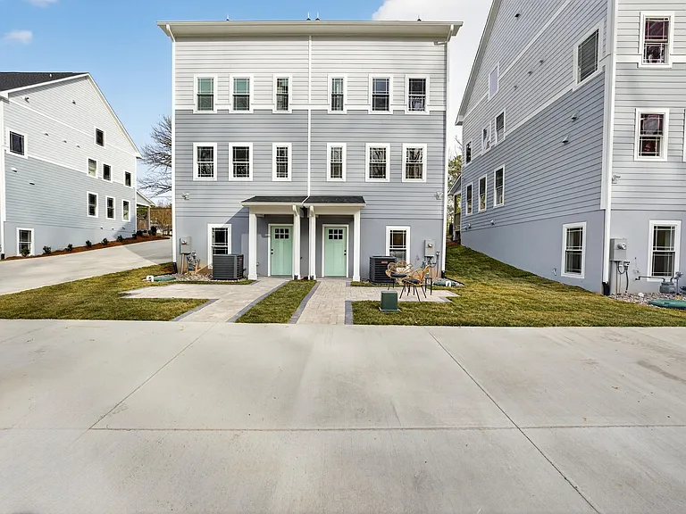 2940 Chapel Hill Rd #C — Photo 30