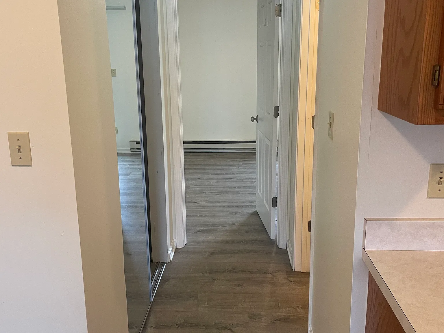 1 bed, 600 sqft, $1,150 — Photo 4