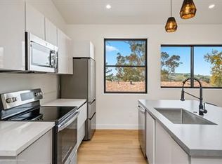 152 Cuesta Dr UNIT A, San Luis Obispo, CA 93405