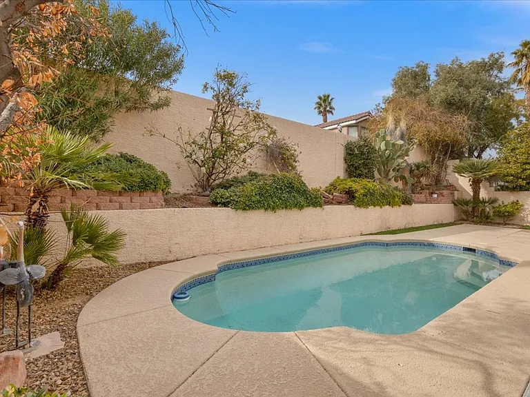 9705 Park Brook Ave — Photo 25