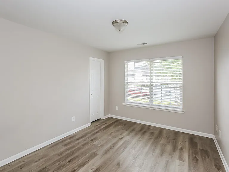 5225 Hildreth Ct — Photo 14