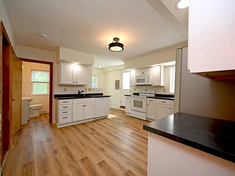 440 S Lapham St #1 — Photo 8