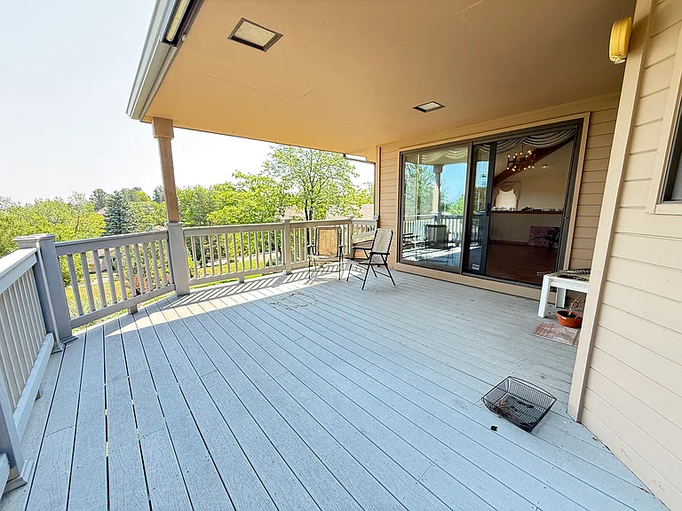 2620 Briarwood Dr — Photo 6