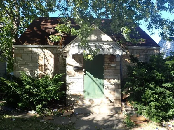 5249 North Teutonia AVENUE, Milwaukee, WI 53209