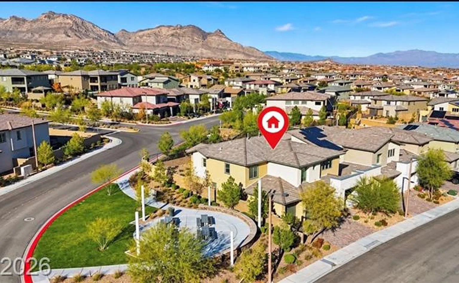 Beautiful 4-bedroom Home Must See! — Photo 3