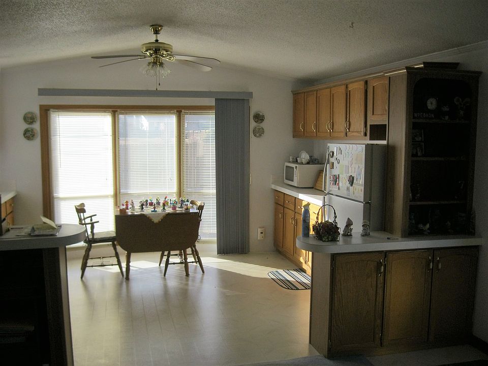 2nd image of 2211 W Mulberry St Lot 219