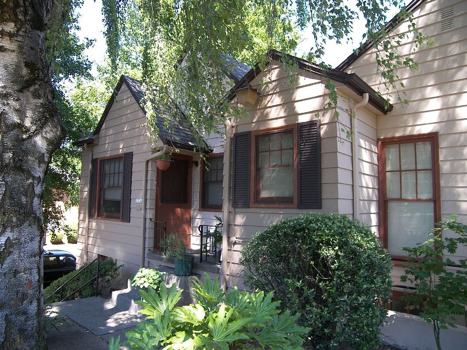 Building Photo 3