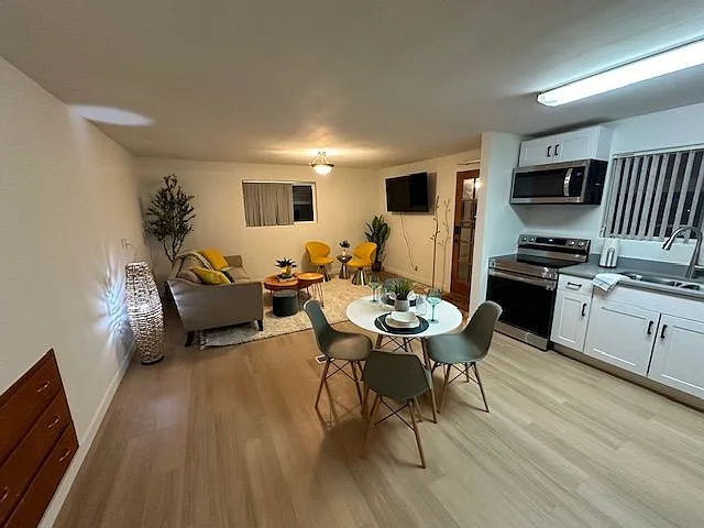 1 bed, 1.0 bath, 750 sqft, $1,700 — Photo 4