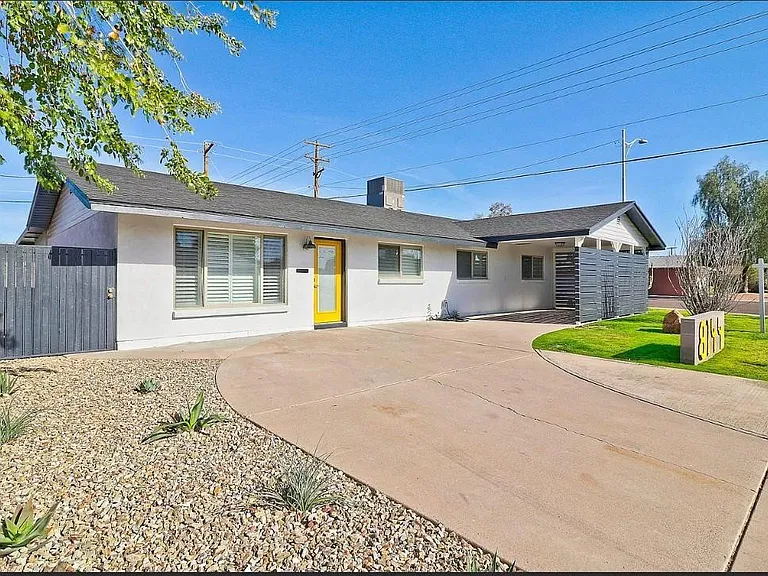 8144 E Fairmount Ave — Photo 2