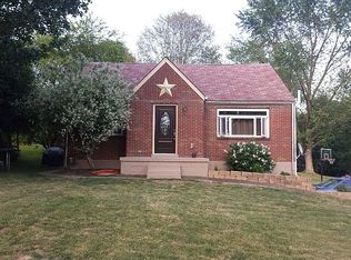 119 Dolphin Dr, Butler, PA 16002