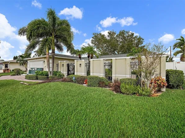 2059 Montana Ave NE, Saint Petersburg, FL 33703