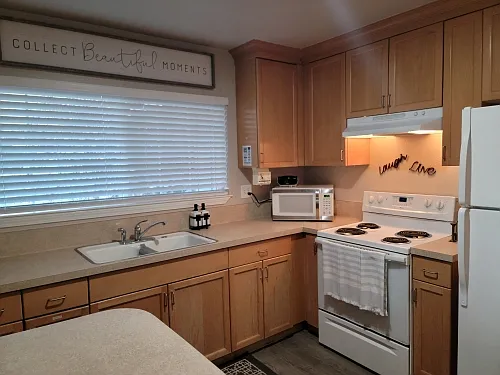 5937 E Butler Ave #4 — Photo 12