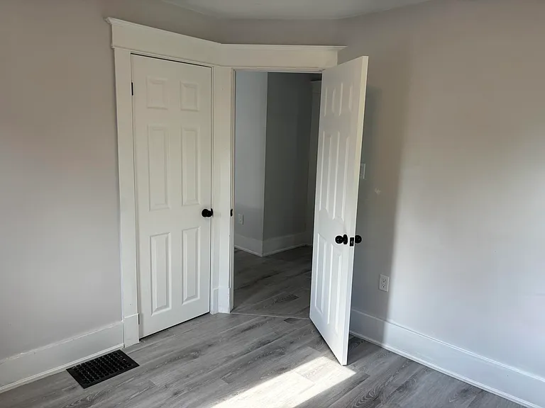5810 Symmes St — Photo 10
