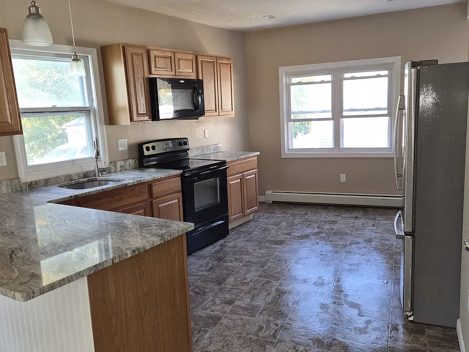 105 Saint Paul St #1