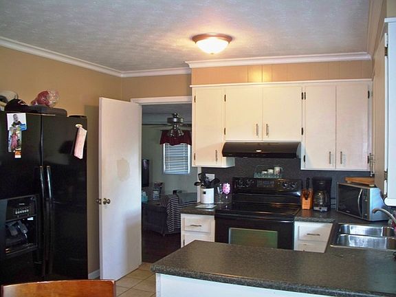 2nd image of 6082 Danny Ave