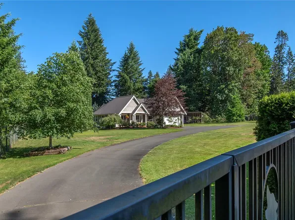 2435 Charleville Rd, Campbell River, BC V9W 4N6