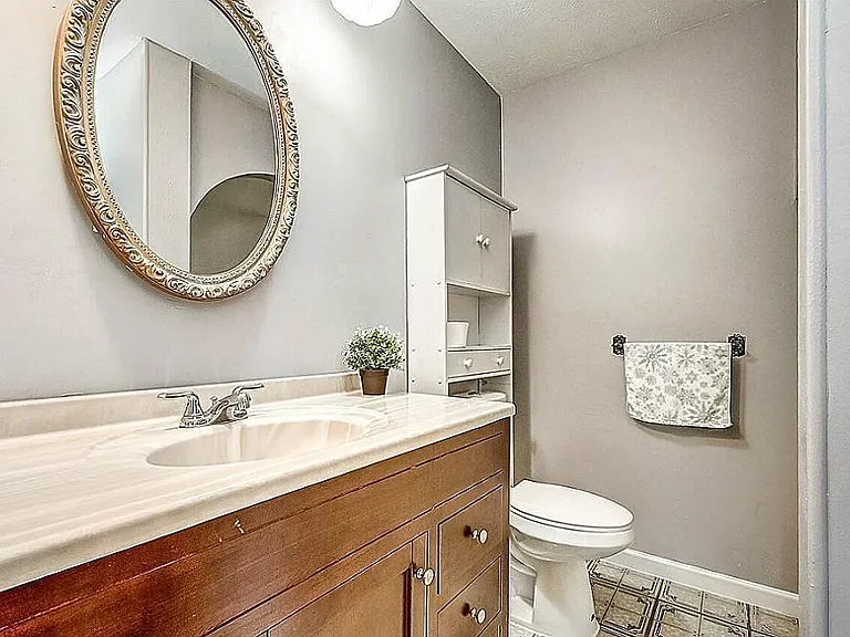 7334 La Granada Dr — Photo 16