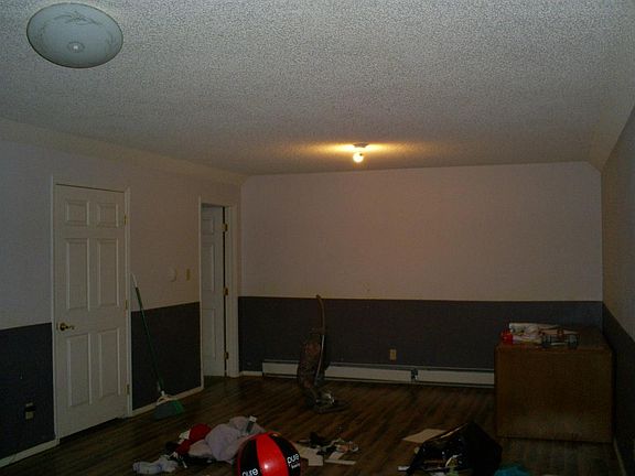 4th image of 2057 N 22nd St