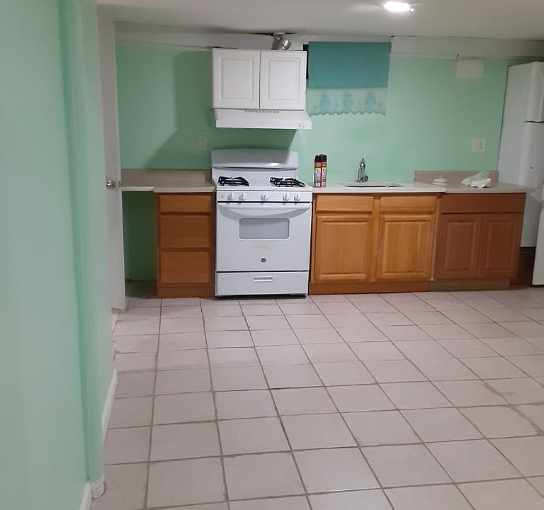 1st image of 10620 97th St