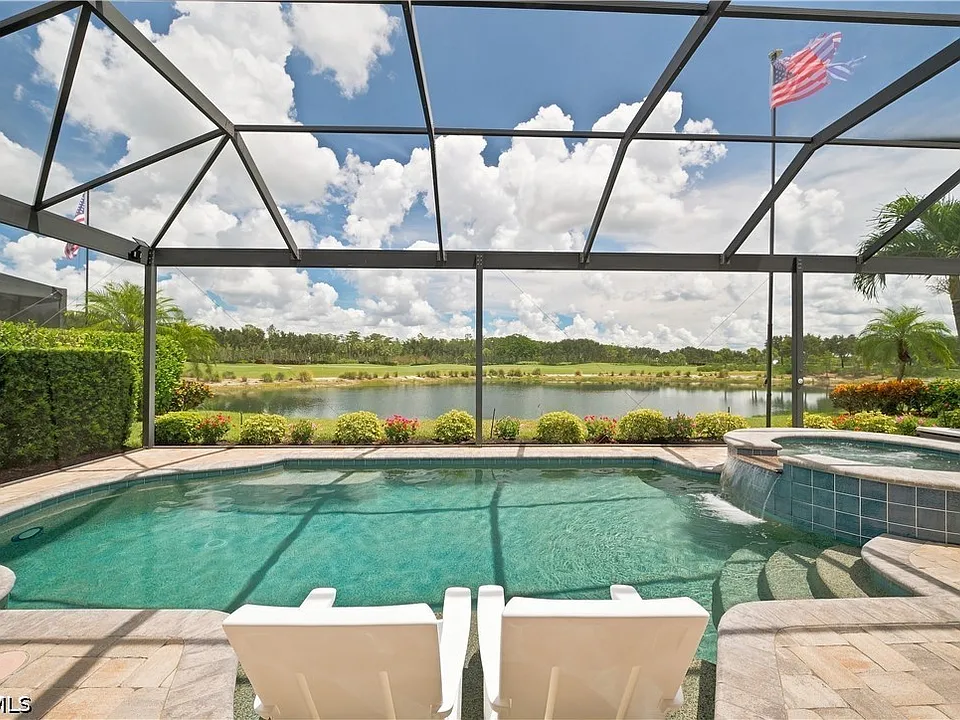 8888 Savona Ct