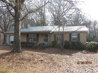 415 Meadow Ln, Kings Mountain, NC 28086