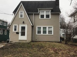 805 Grove St, Jacksonville, IL 62650