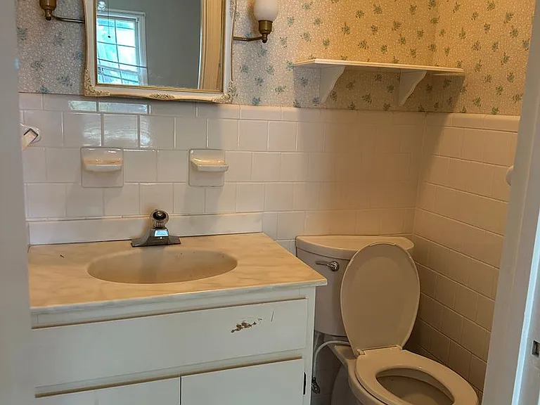 5515 Habersham St — Photo 10