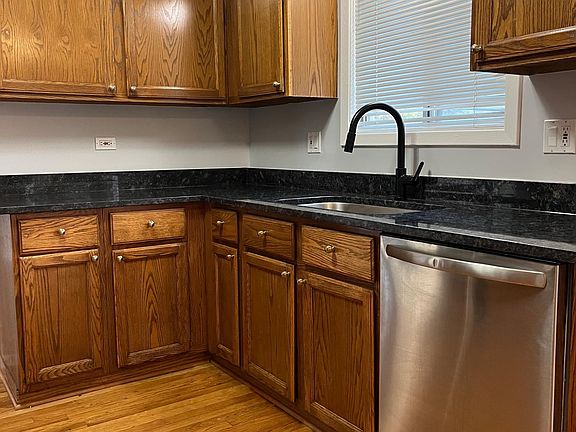 5th image of 113 Ashford Ln