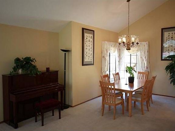 3rd image of 8866 Stargaze Ave