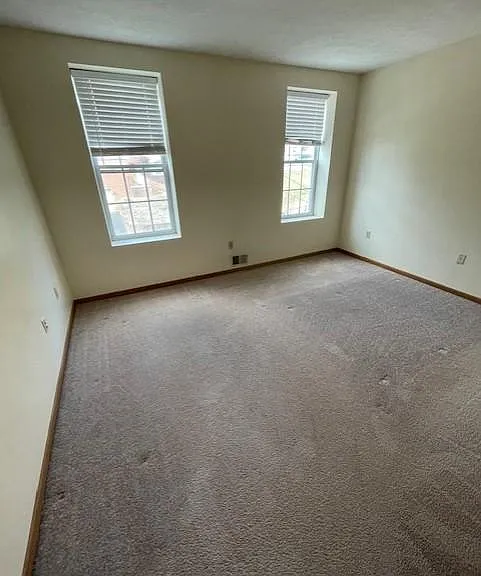 147 Plymouth St — Photo 3