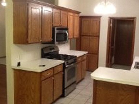 3rd image of 14412 S Harvey Ave