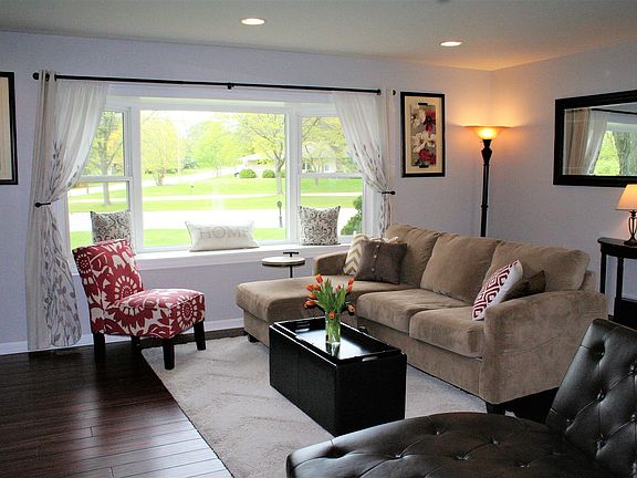 Living room with bay window