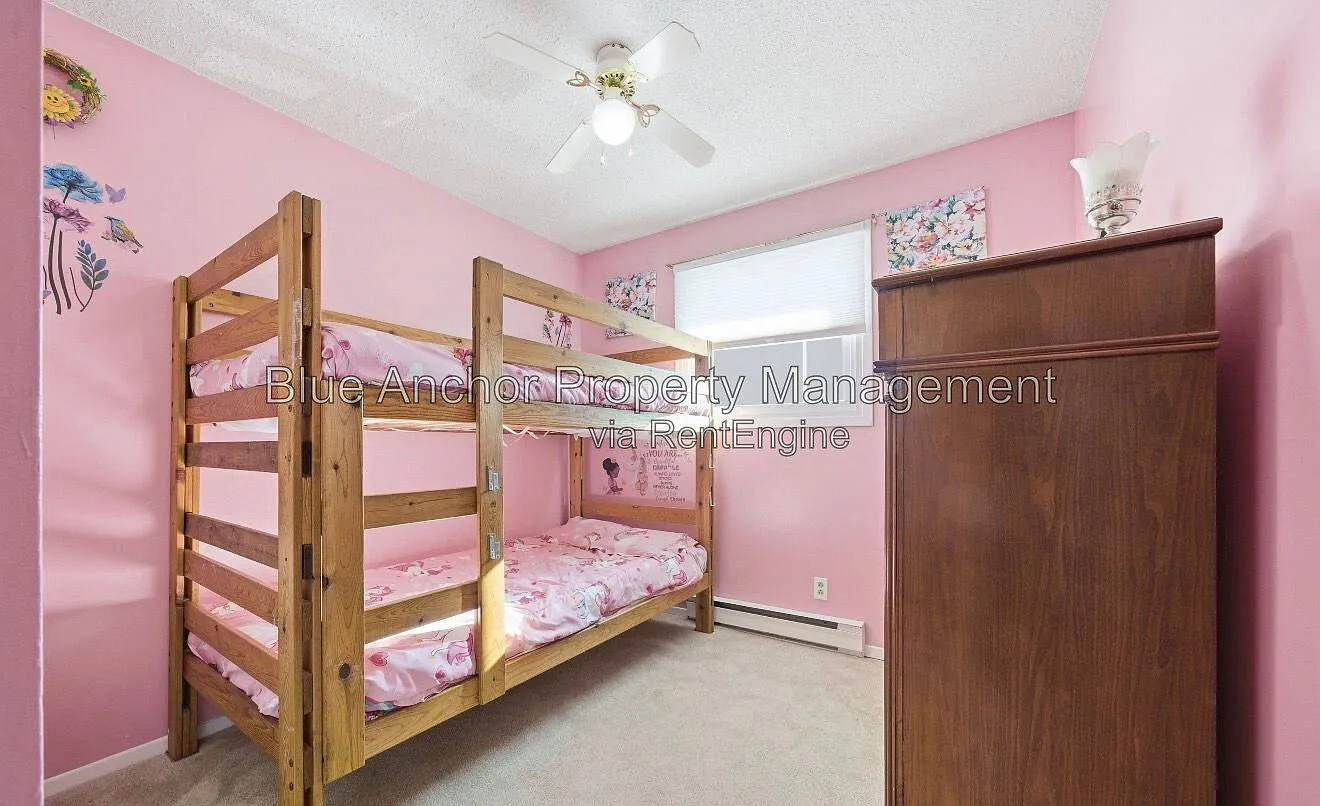 1 bed, 1.0 bath, $700 — Photo 3