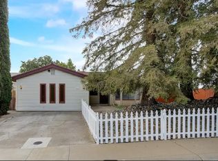 5861 Kimberly Hill Ct #B, Carmichael, CA 95608