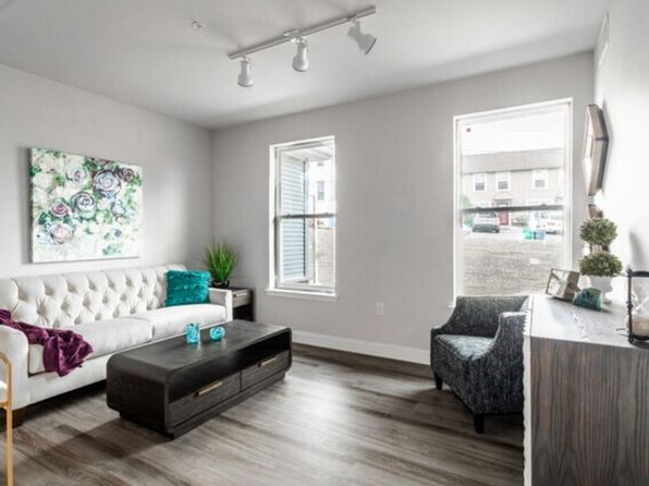 200 5th Ave #1106-B